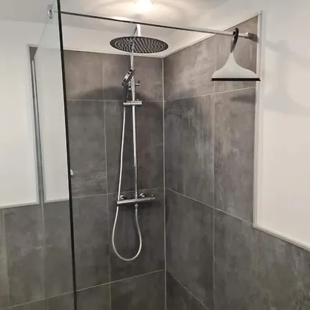 Altstadt Apartment With Privade Terrasa Düsseldorf Zewnętrze zdjęcie