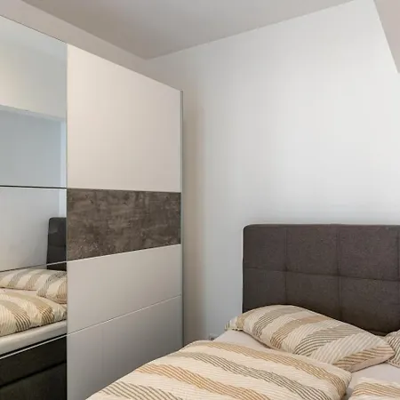 Altstadt Apartment With Privade Terrasa Düsseldorf Zewnętrze zdjęcie