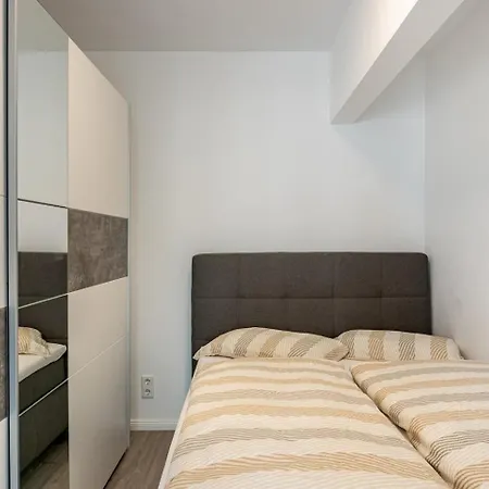 Altstadt Apartment With Privade Terrasa Düsseldorf Zewnętrze zdjęcie