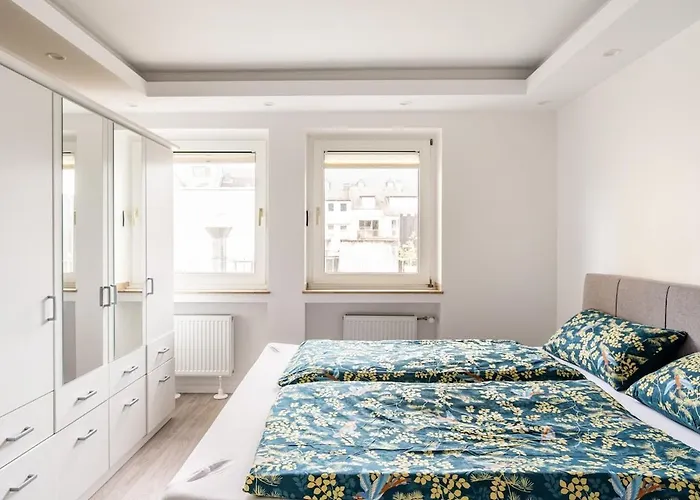 Altstadt Apartment With Privade Terrasa